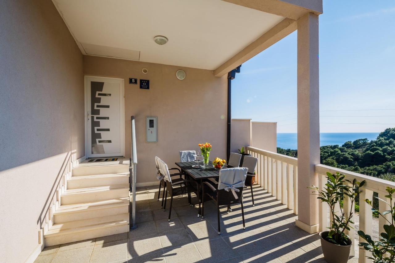 Villa Luana Vis Exteriör bild