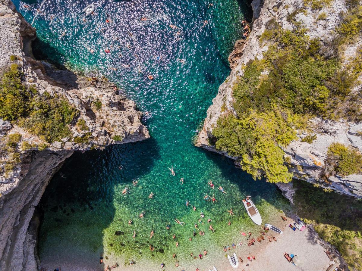 Villa Luana Vis Exteriör bild