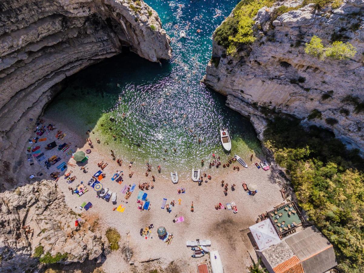 Villa Luana Vis Exteriör bild
